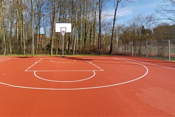 Aménagement piste d'athlétisme indoor en PU, terrain de tennis et de multisport en EPDM/PU - Sportinfrabouw NV